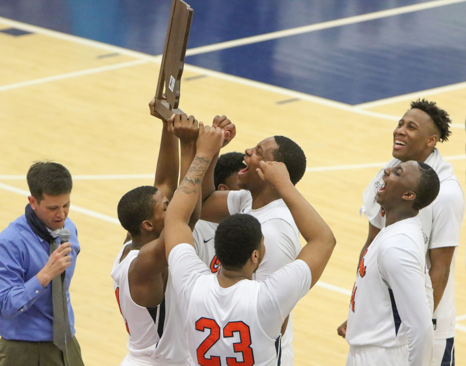 4A boys basketball regional final — West Side vs.South Bend Riley